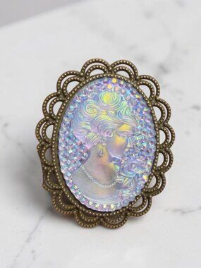 Cameo Brooch Iridescent Portrait Rhinestone Frame Gold Tone 2"